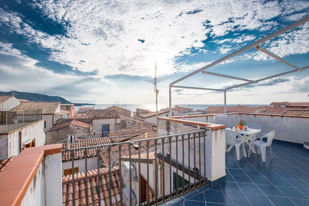 Casa Xxv Novembre - Rooftop Terrace Apartment Cefalu